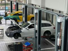 -爱车行 奥迪 奔驰 宝马 保时捷 路虎 专业 维修保养 原厂 奥迪改装升级 中心(静安店)