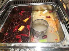 -椒香城门口重庆老火锅(美颂广场店)