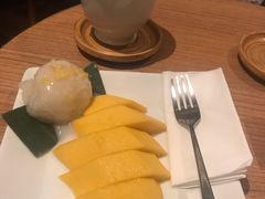 -Let’s Relax Spa(Terminal 21 Asok)