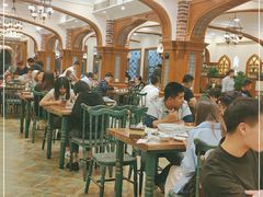 大堂-清真·玛丽亚新疆菜主题餐厅(浙江中路店)
