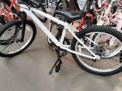 -迪卡侬(西三旗店)