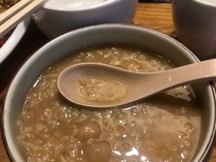 桂圆燕麦红枣粥-小城粥道·海胆鲜虾粥(解放广场店)