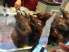 -王浩儿纪六孃甜皮鸭(乐山总店)