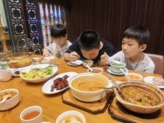 -乐忻皇朝(上海中心大厦店)