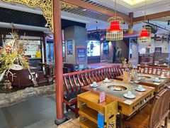 -小天鹅火锅·一线江景洪鼎旗舰店(洪崖洞店)