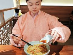 -裕兴记•蟹黄面馆(人民广场店)