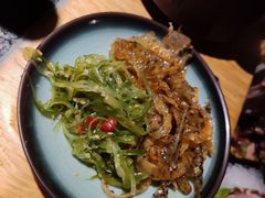 调料区的鱼皮-湊湊火锅·茶憩(新中关购物中心店)
