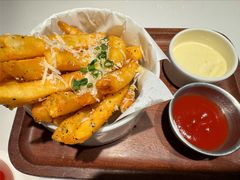 -阿妮叶李(光谷世界城店)