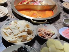 -小龙坎老火锅(展览馆店)