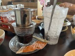 -大头虾越式风味餐厅(光明广场店)