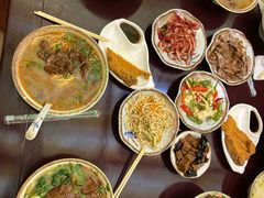 -金杨拉面王小吃面馆·牛三宝面·红烧牛肉粉