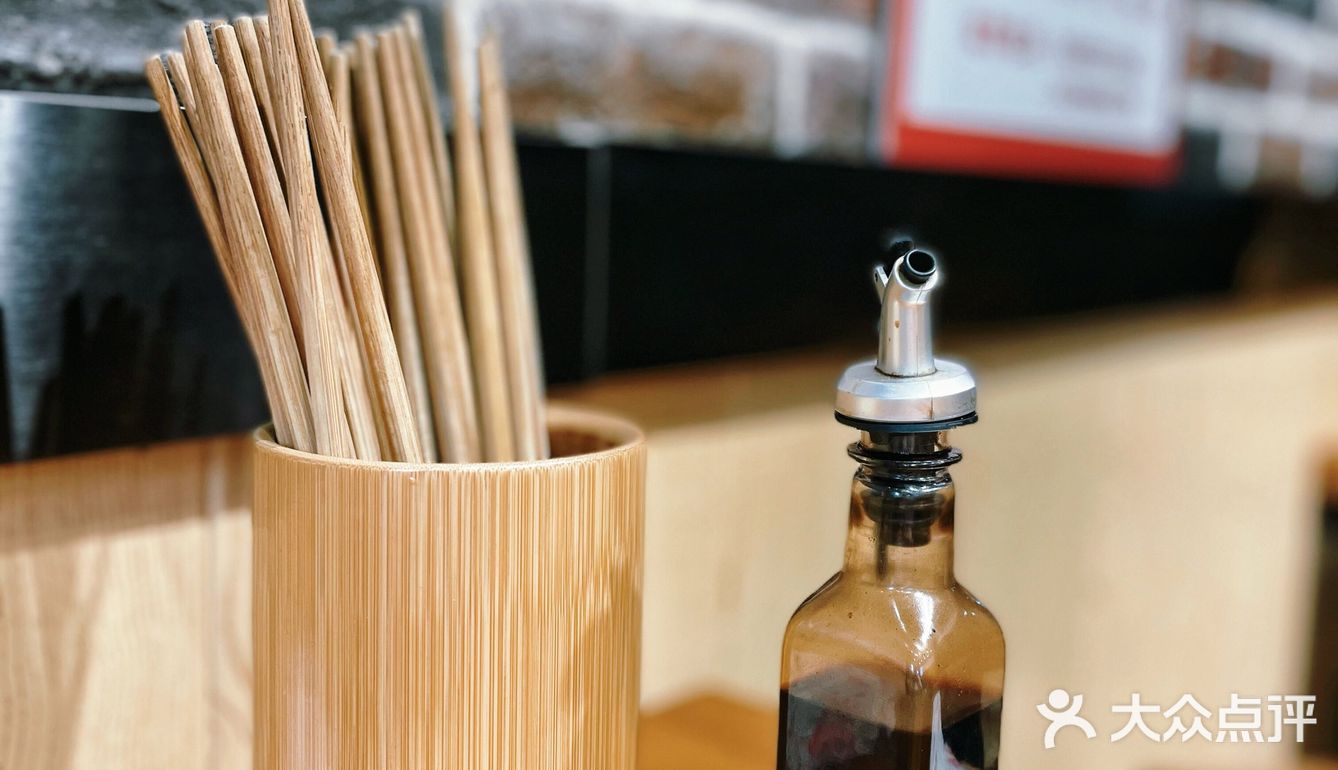 重庆小面｜十八梯邓凳面🍜杂酱面+煎蛋仅需6.8元