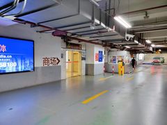 -百联又一城停车场