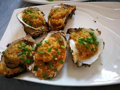 -覃记海鲜美食餐厅