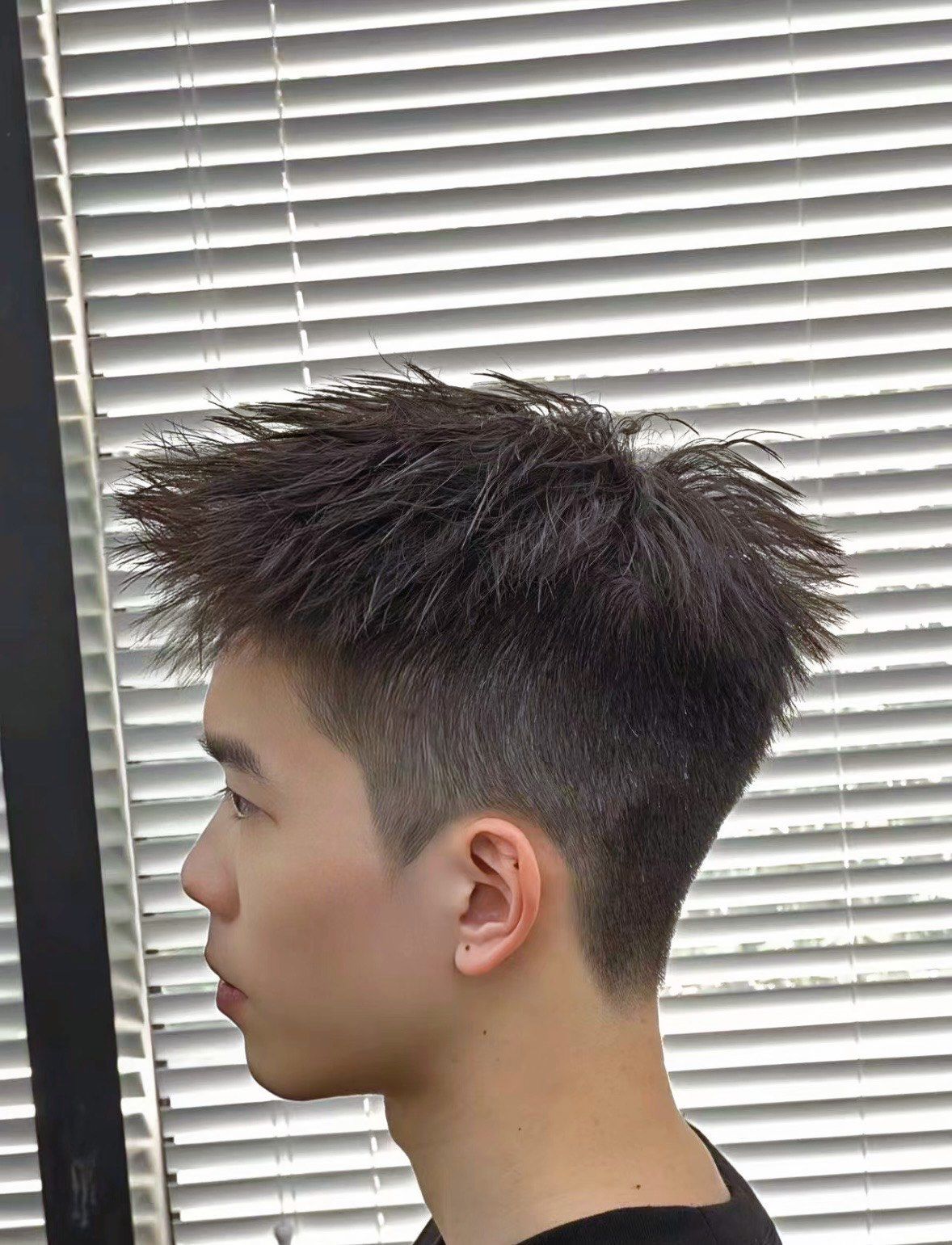 男士新发型超帅气