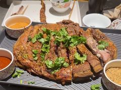 -羊门客在·烤盐池滩羊·川菜