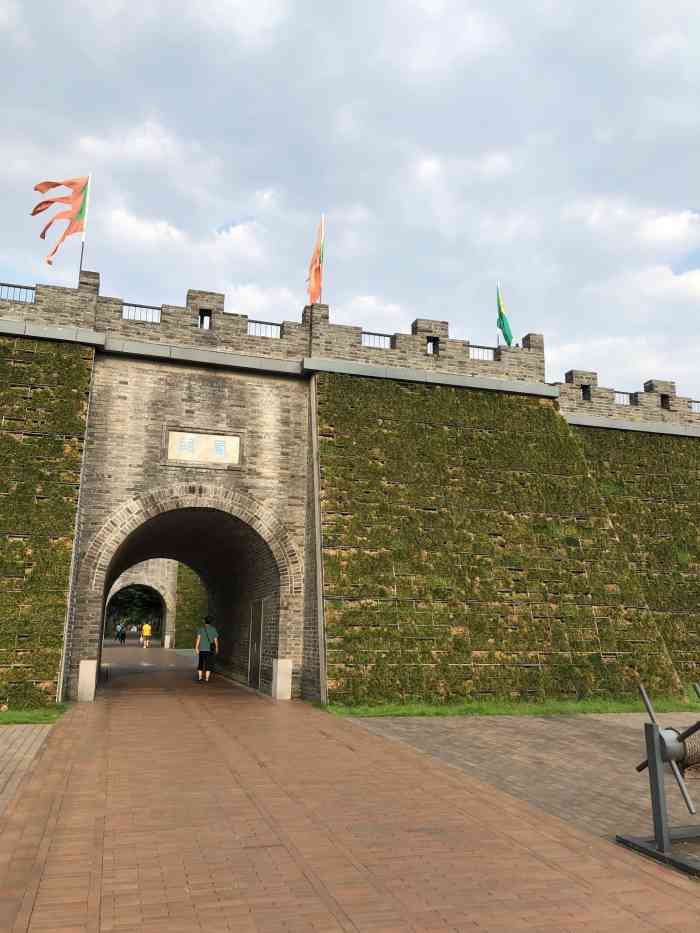 宋夹城考古遗址公园-"宋夹城遗址公园坐落在瘦西湖温泉酒店旁边,.