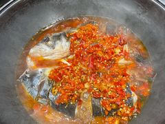 剁椒鱼头-俏湘厨•地道湘菜(北洼路店)