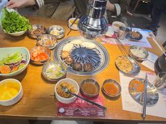 -老炉家木炭烤肉(长江国际店)