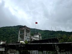 -四川汶川特大地震漩口中学遗址