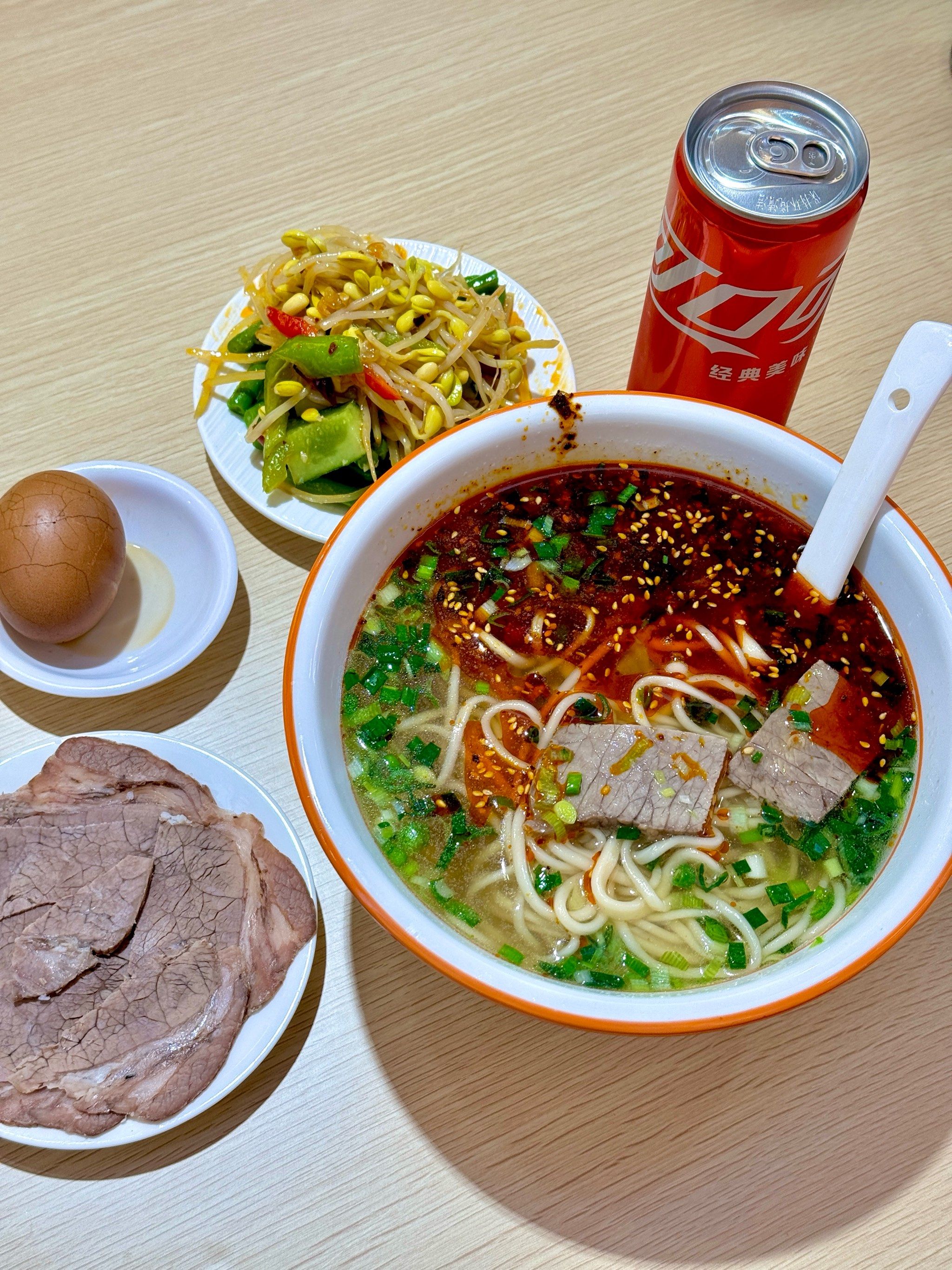 牛肉面套餐来一份～巨巨巨香‼️