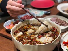 沸腾麻辣鱼-肆海小川菜酒馆Wine Bistro (青年路店)