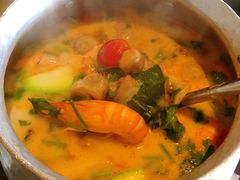 -大头虾越式风味餐厅(光明广场店)