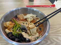 -风情居麻辣烫总店