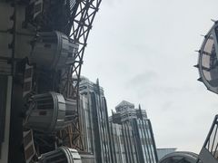 -影汇之星8字形摩天轮
