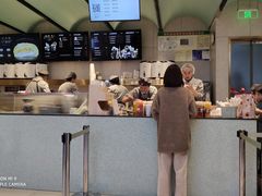 -奈雪的茶(亨特国际广场店)