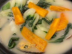 无油鱼汤煮时蔬-港丽餐厅(高德置地店)