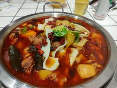-晓彭肥肠鸡·泡椒鸡火锅(水木天地店)