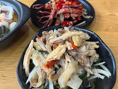 椒麻鸡-陈老斯呼尔嗨吃烧烤(科巷店)