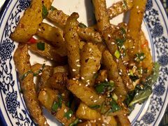 -蜗牛小馆醉乡民谣云南菜(惠新西里店)