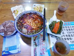 -伊穆祥牛肉面总店·清真