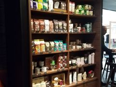 零售区-星巴克臻选(深圳华强北茂业店)