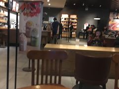 -星巴克臻选(济南万达店)