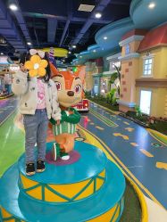 -纽西卡汽车小镇(大悦城店)