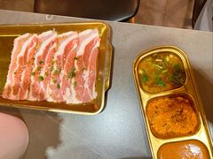 -正宗齐齐哈尔烤肉·齐牛哥鲜切炭火烤肉(杭州总店)