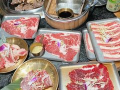 -何发发和牛烧肉·鳗鱼榴莲放题自助(乐峰广场店)