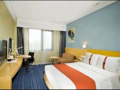 -北京临空智选假日酒店