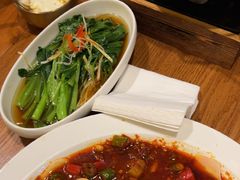 -乡村馕坑肉·烧烤·新疆菜·本地人更爱吃(阿勒泰首店)