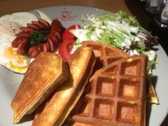 -Lia Cafe Bar Restaurant松山咖啡屋