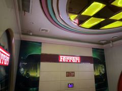 -自由港量贩KTV(西苑路店)