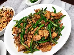 -蔼若春.传承三十年云南菜(金碧公园店)