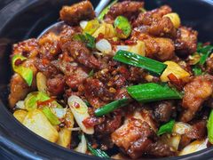 贵阳辣子鸡-贵州大厦贵州厅(樱花园西街店)