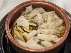 -菌海森林·非遗野生菌火锅(西山区滇池路摩根道店)