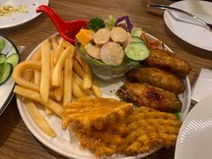 -丽莎沙拉轻食餐厅(国贸店)