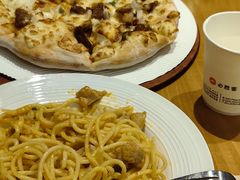 -必胜客(WOW昙华林店)