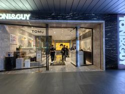 -TONI&GUY